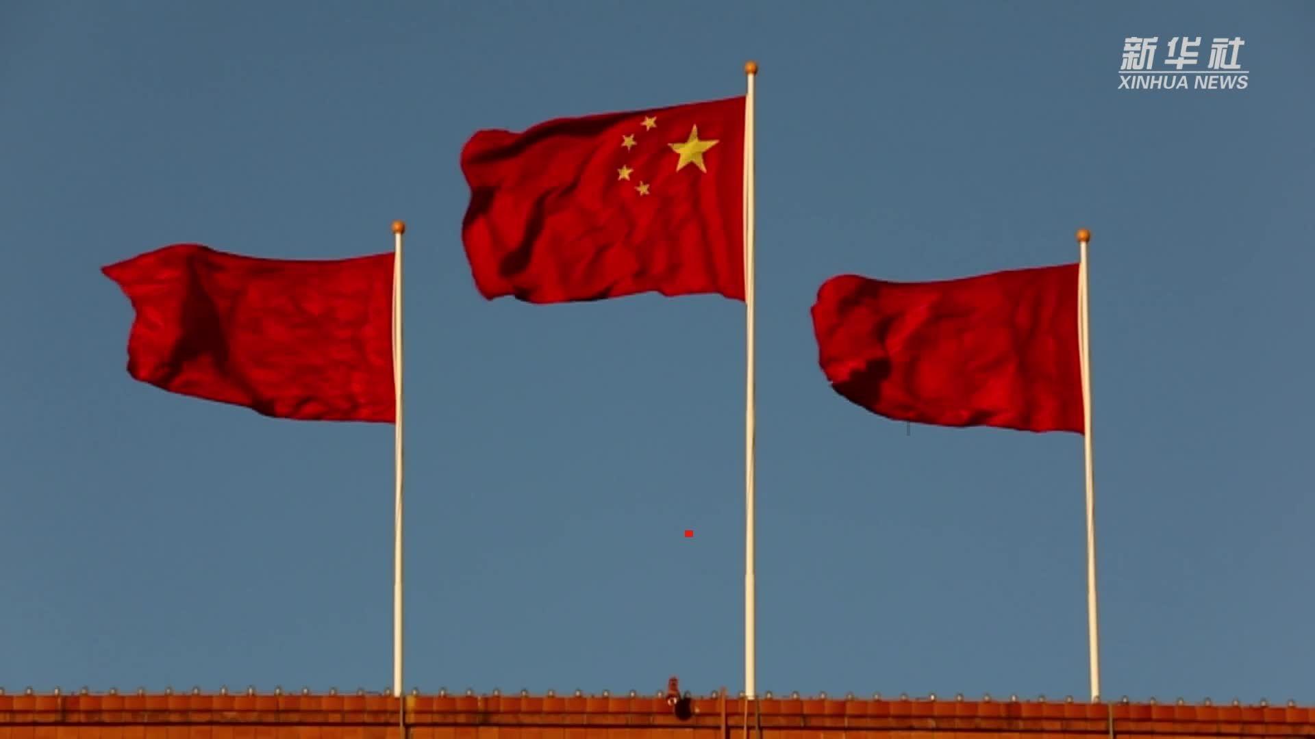 湖南长沙：救援队拉练，凌晨救出被困大学生