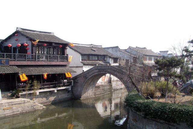泰山队队内对抗赛调整状态,新外援打进两球,国脚下周归队合练